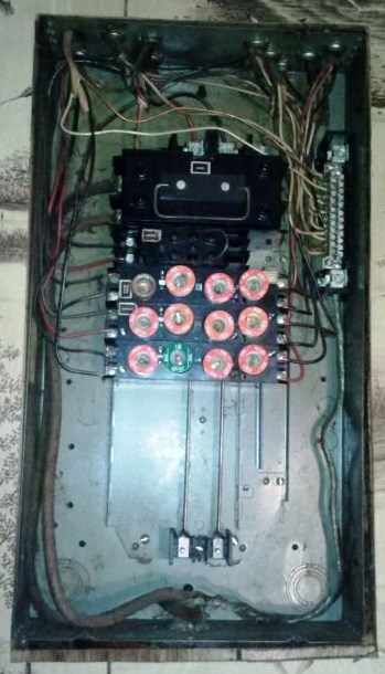 Electrical Panel - Fuse Box